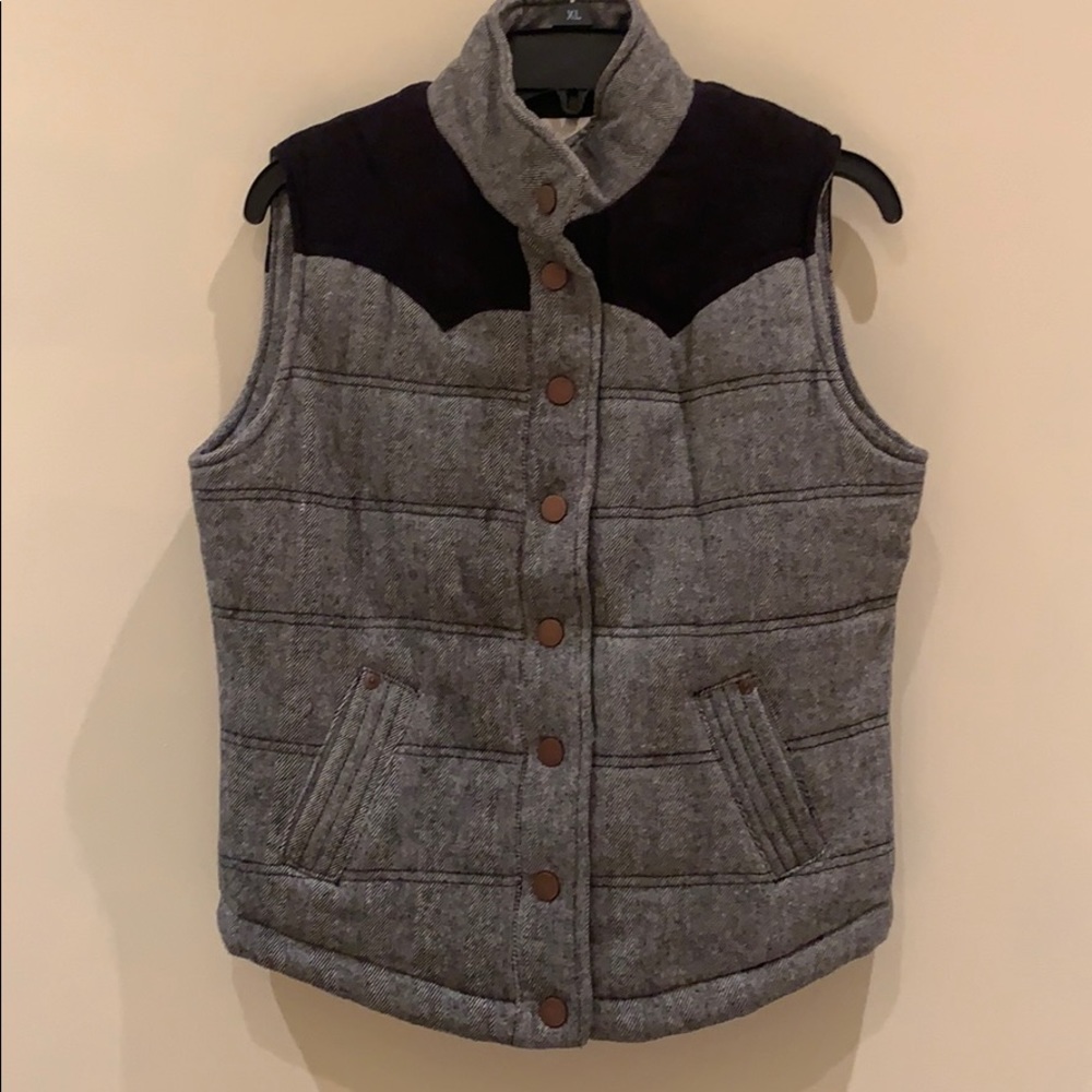 Wool Button-up Vest